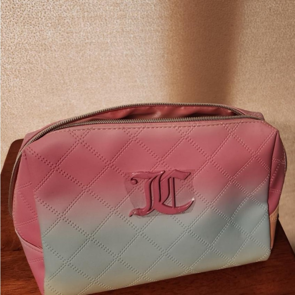 Juicy Couture Women's Cosmetics Bag